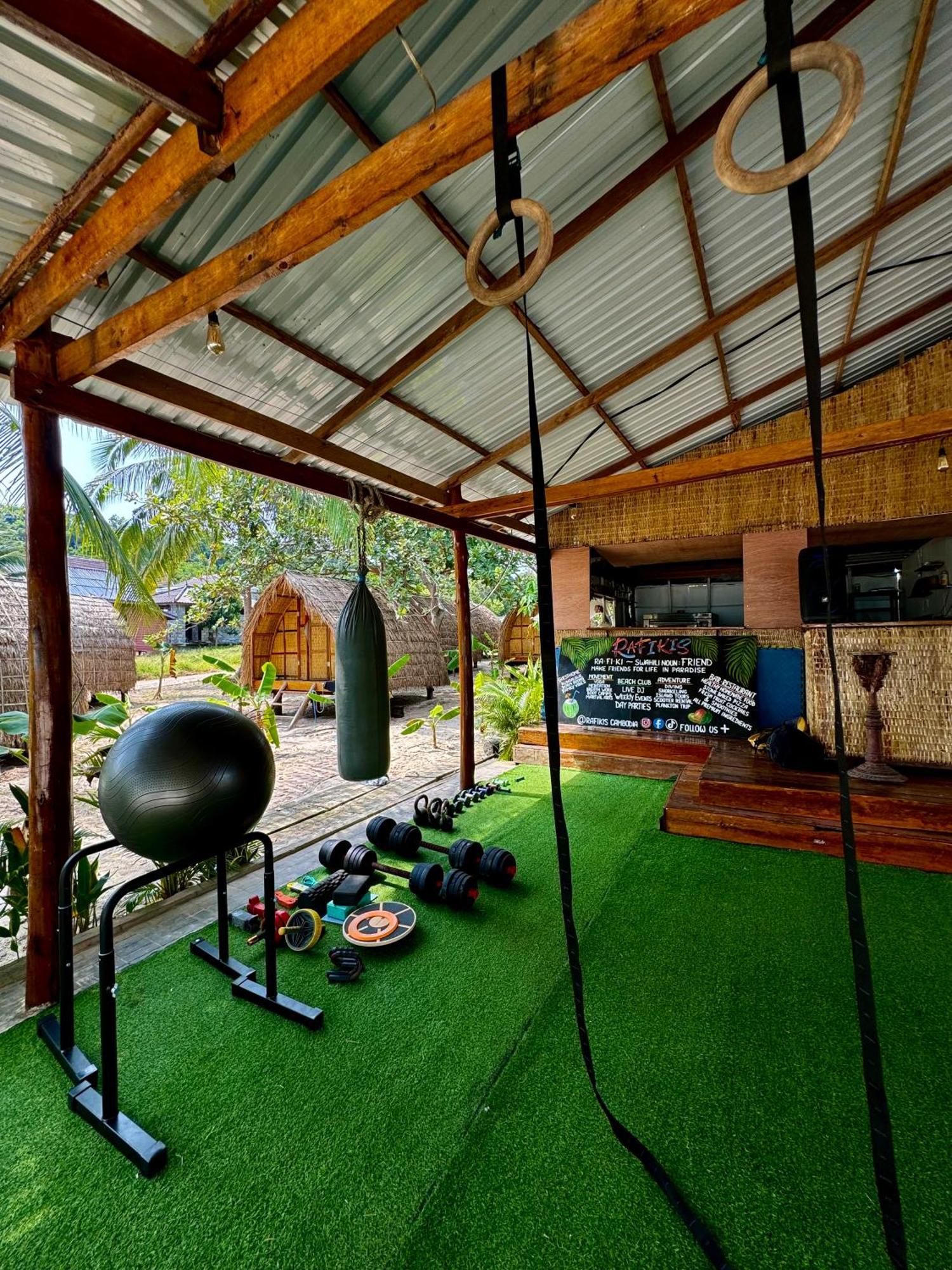 Rafikis Retreat Hostel Derm Tkov Village ภายนอก รูปภาพ