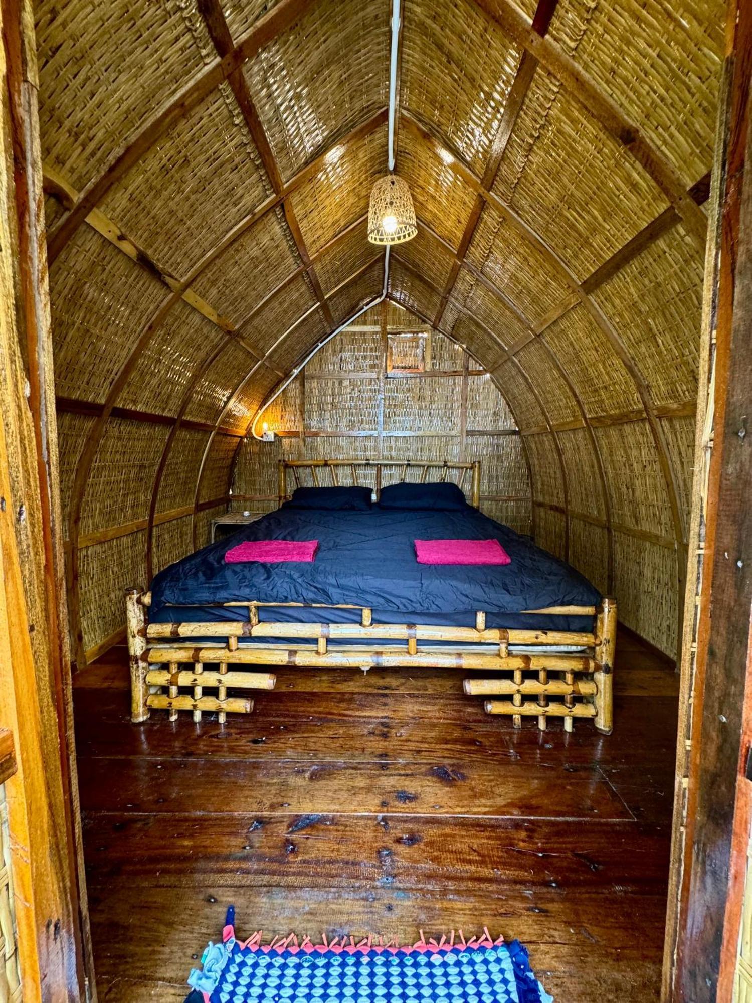 Rafikis Retreat Hostel Derm Tkov Village ภายนอก รูปภาพ