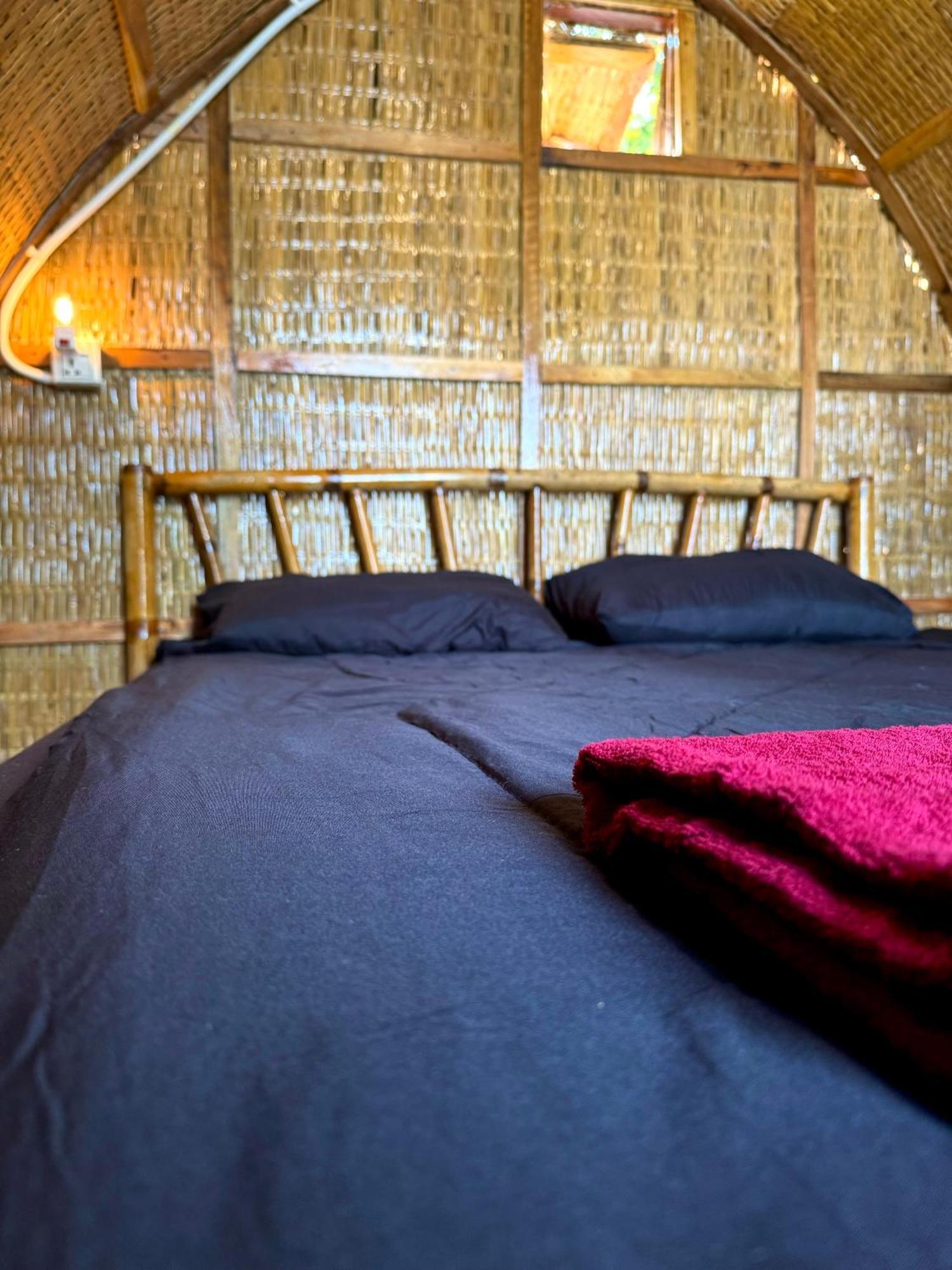Rafikis Retreat Hostel Derm Tkov Village ภายนอก รูปภาพ