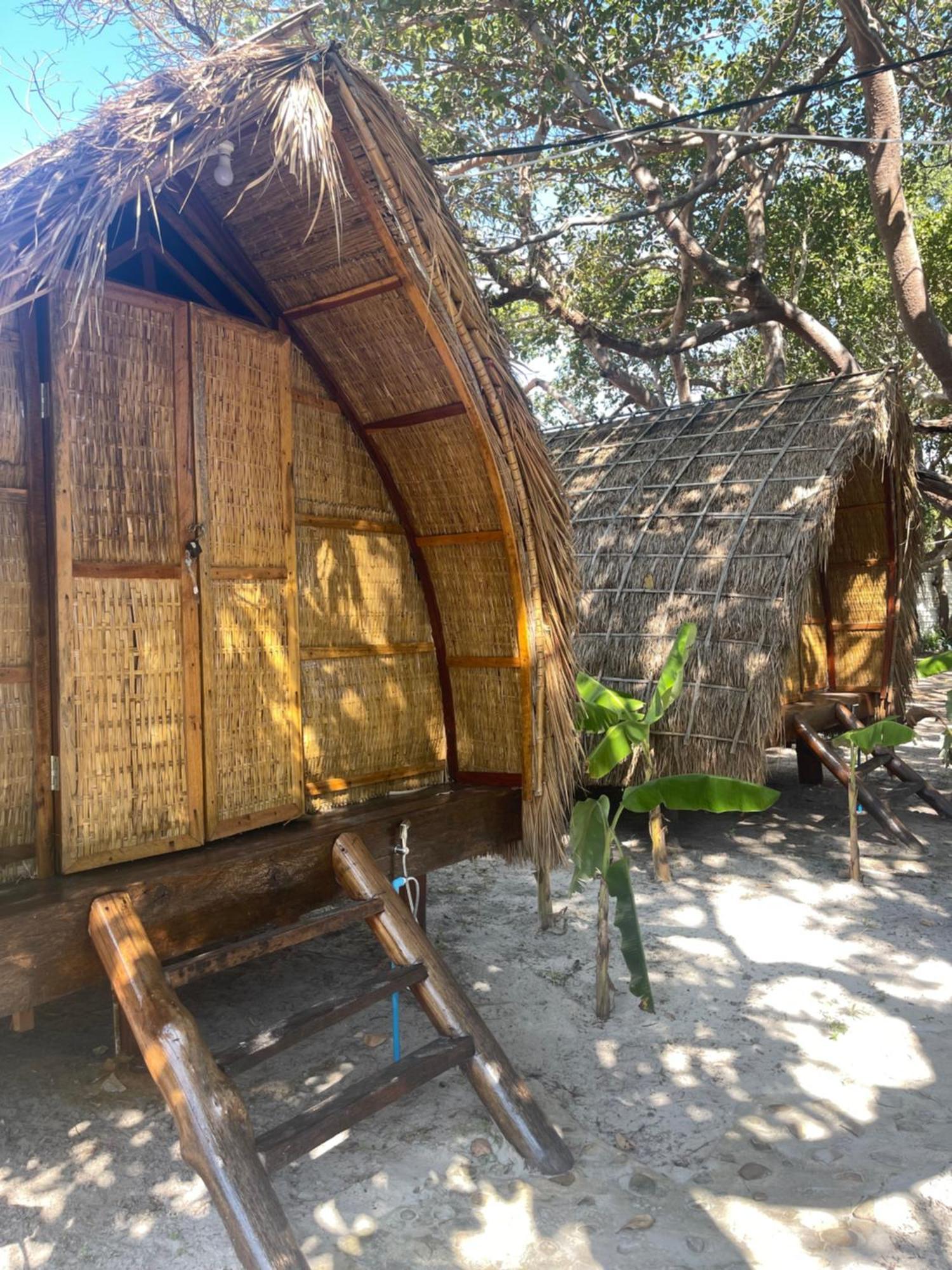 Rafikis Retreat Hostel Derm Tkov Village ภายนอก รูปภาพ